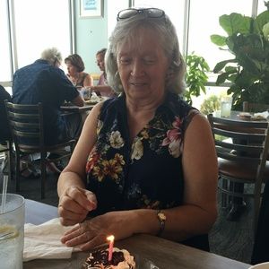 Meet your Posher, Vickie